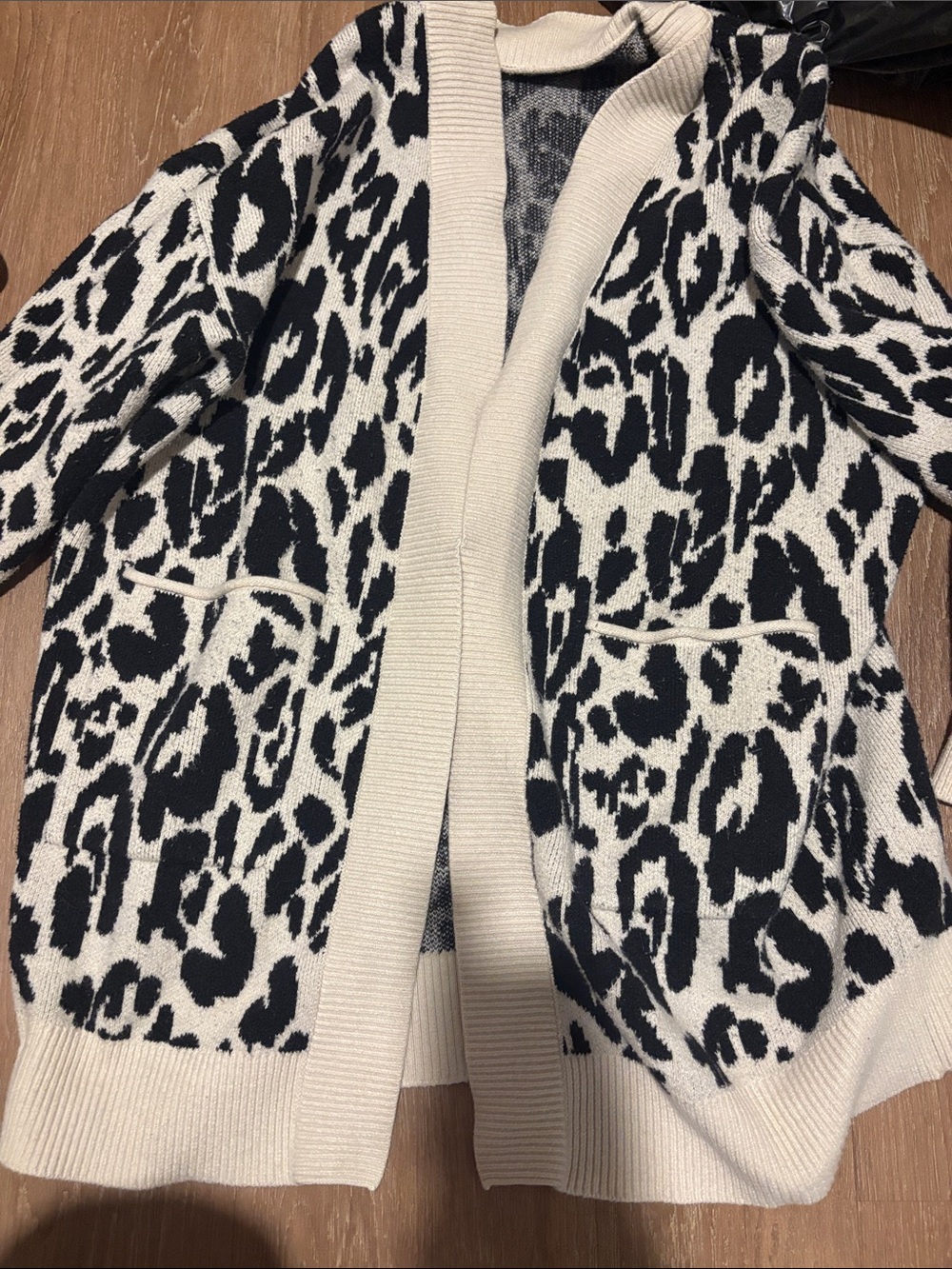 Who What Wear Black and Cream Leopard Open-Front Cardigan